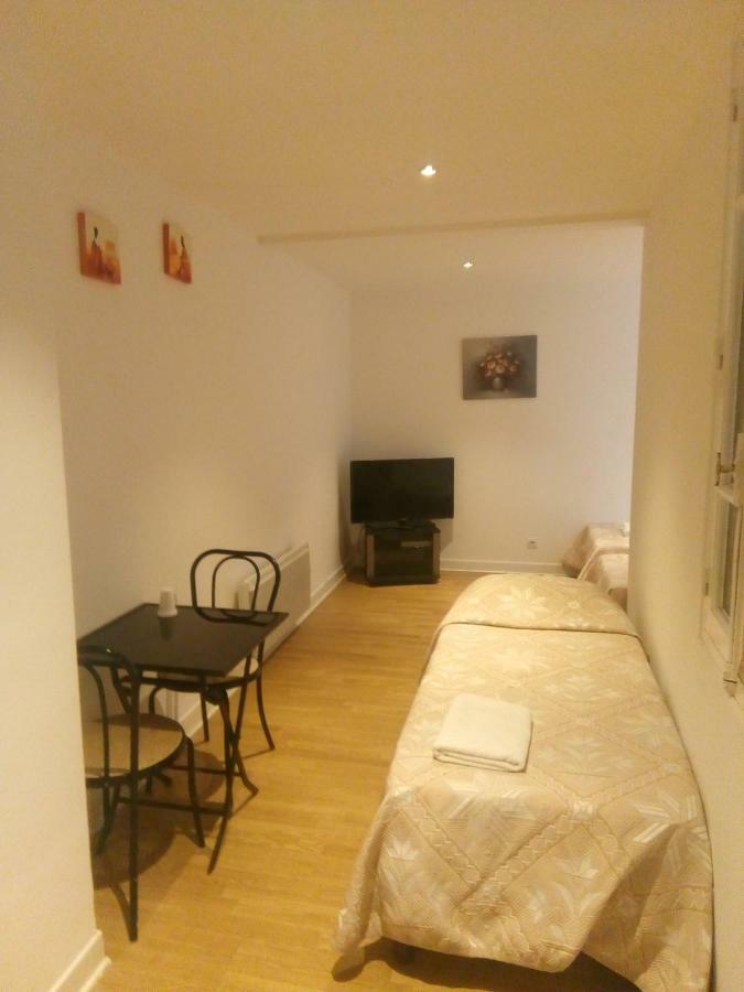 Hotel Croix Des Nordistes 2* Lourdes